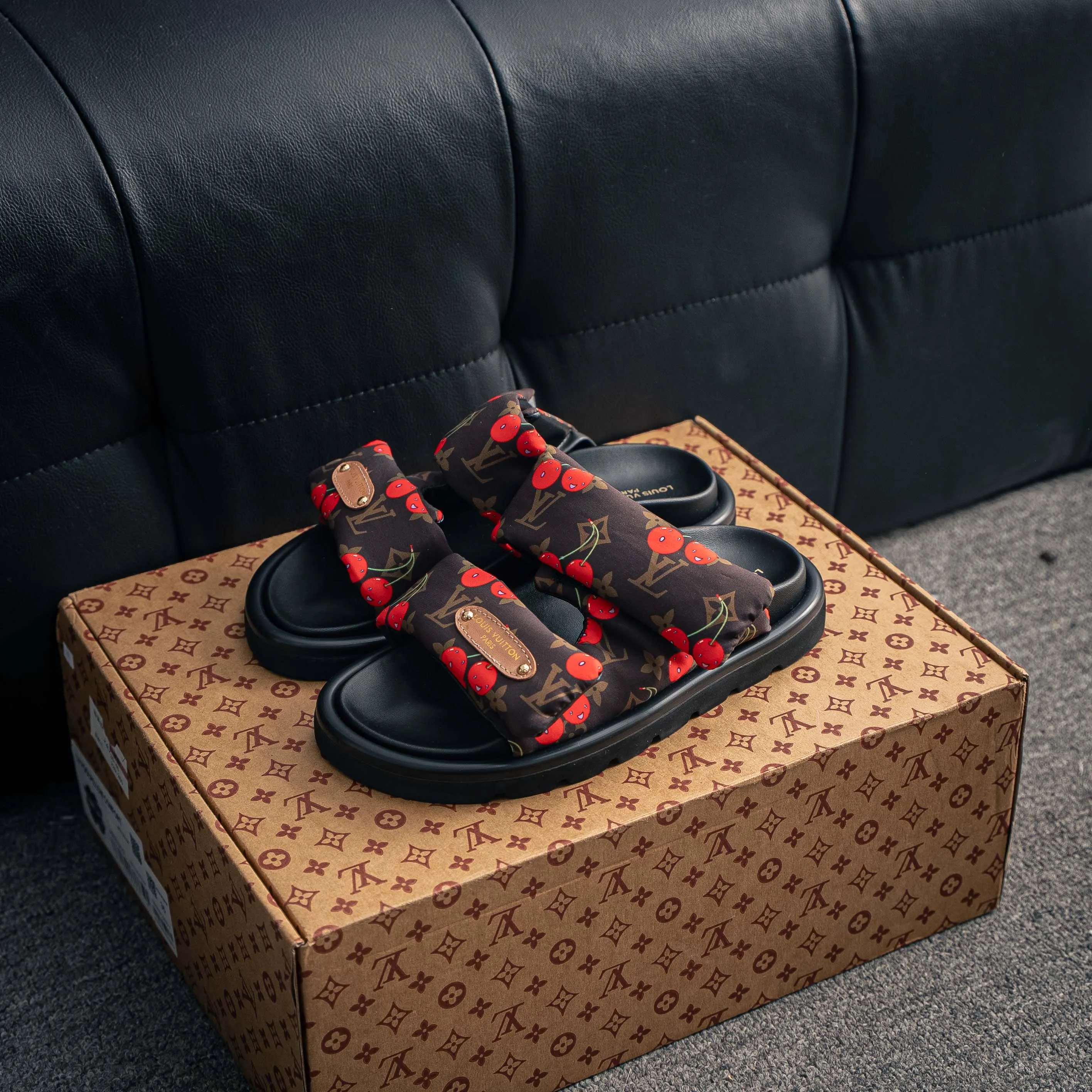 # LOUIS VUITTON ｜ 2026ss /Takashi Murakami x LOUIS VUITTON Sandals 。